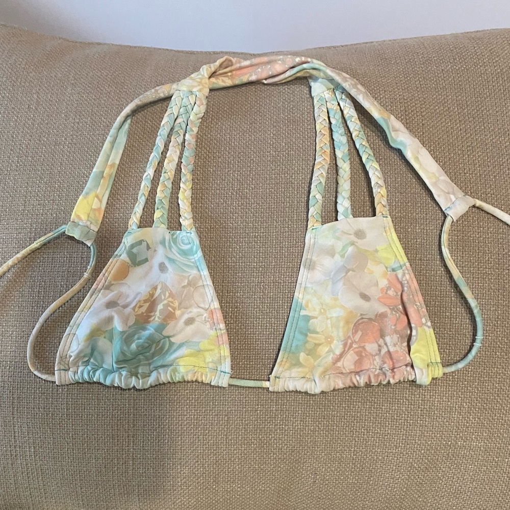 Barely worn San Lorenzo triangle top